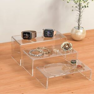 6 Piece Set Clear Riser Acrylic Small Showcase Jewelry Fixtures